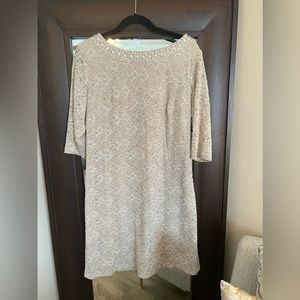 Jessica Howard Beige dress size 14W
